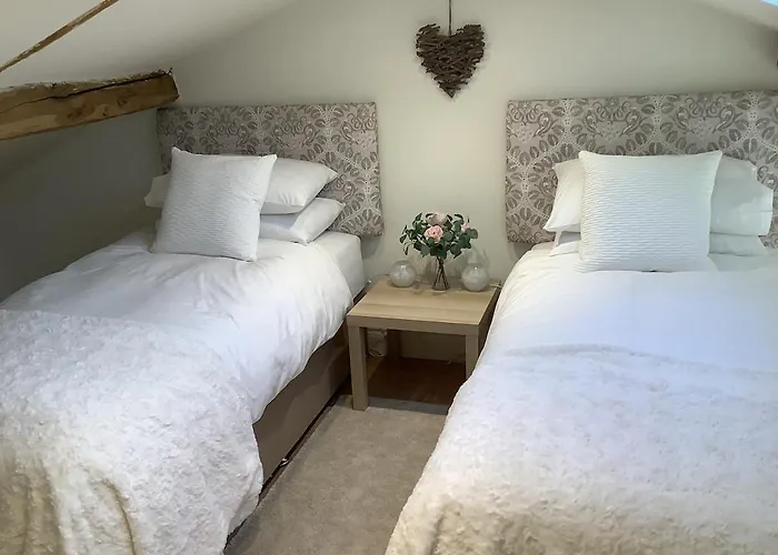 The Dovecote * Loubes-Bernac